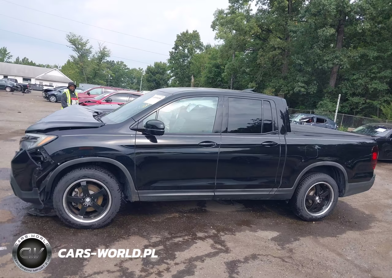 2018 Honda Ridgeline Black Edition VIN:5FPYK3F85JB004535 - 14