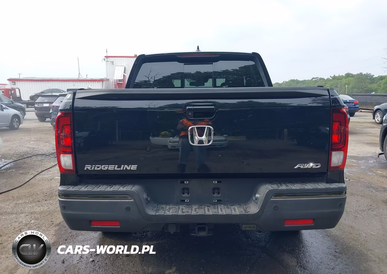 2018 Honda Ridgeline Black Edition VIN:5FPYK3F85JB004535 - 16