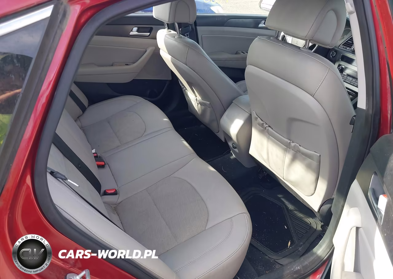 2015 Hyundai Sonata Sport VIN:5NPE34AF3FH076458 - 8