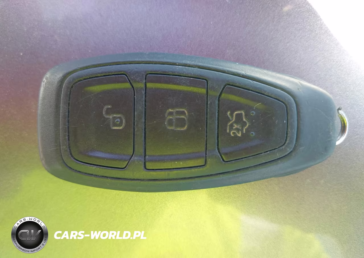 2016 Ford Fiesta Titanium VIN:3FADP4CJ8GM175182 - 11