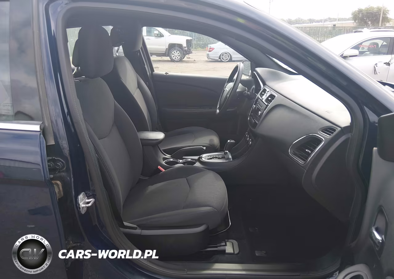 2014 Chrysler 200 Lx VIN:1C3CCBAB1EN122428 - 5