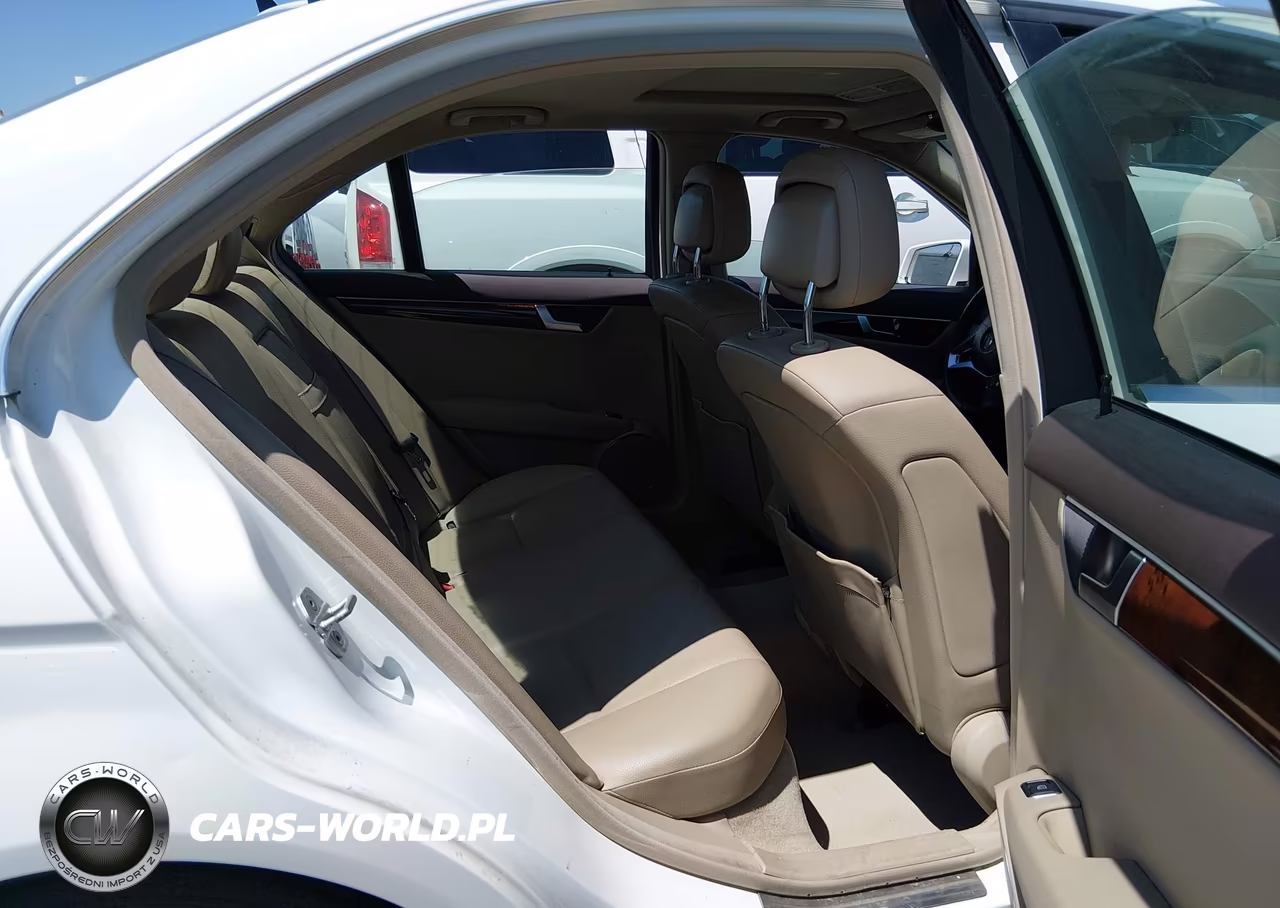 2013 Mercedes-Benz C 250 Sport VIN:WDDGF4HB3DA790605 - 8