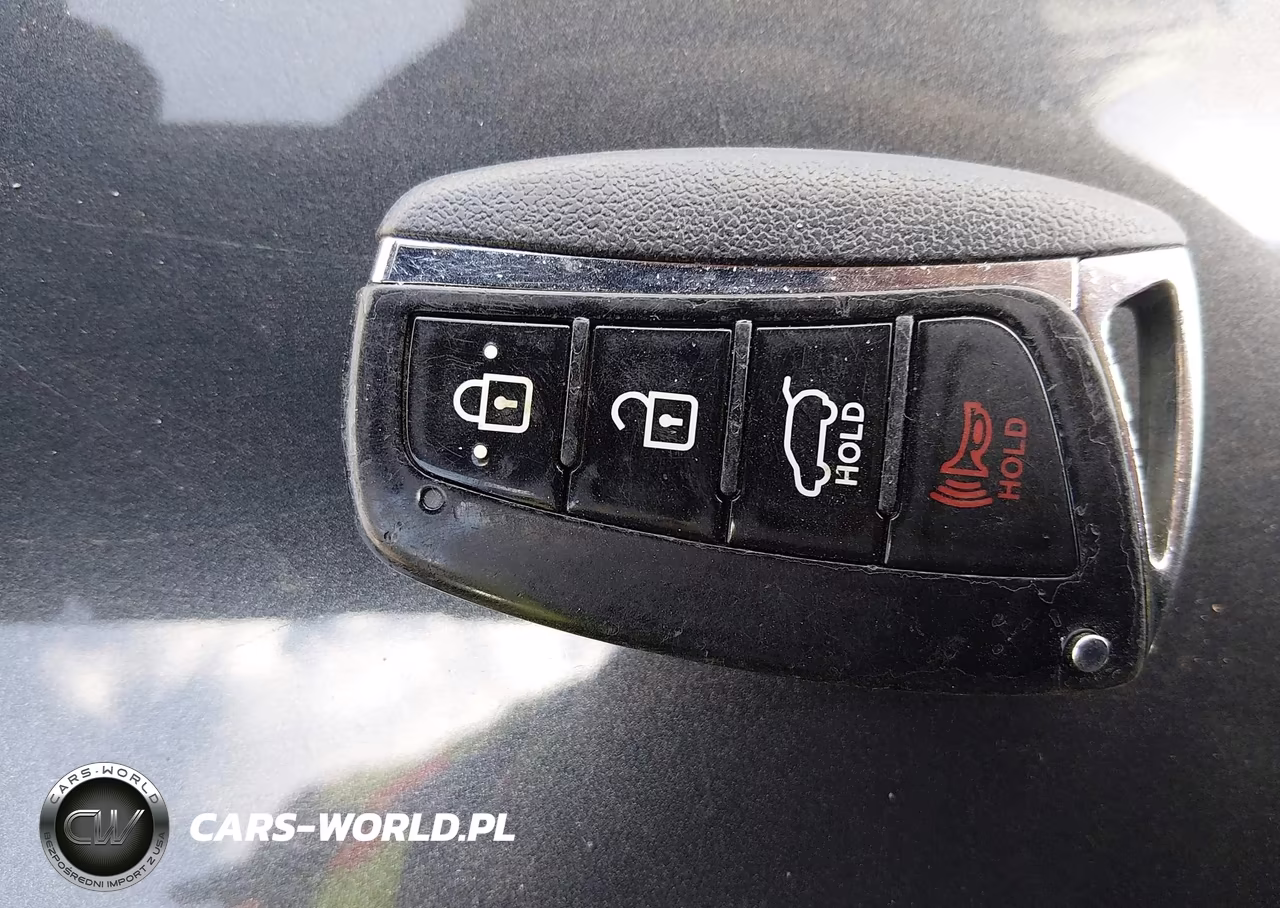 2013 Hyundai Santa Fe Sport VIN:5XYZU3LB6DG073822 - 11