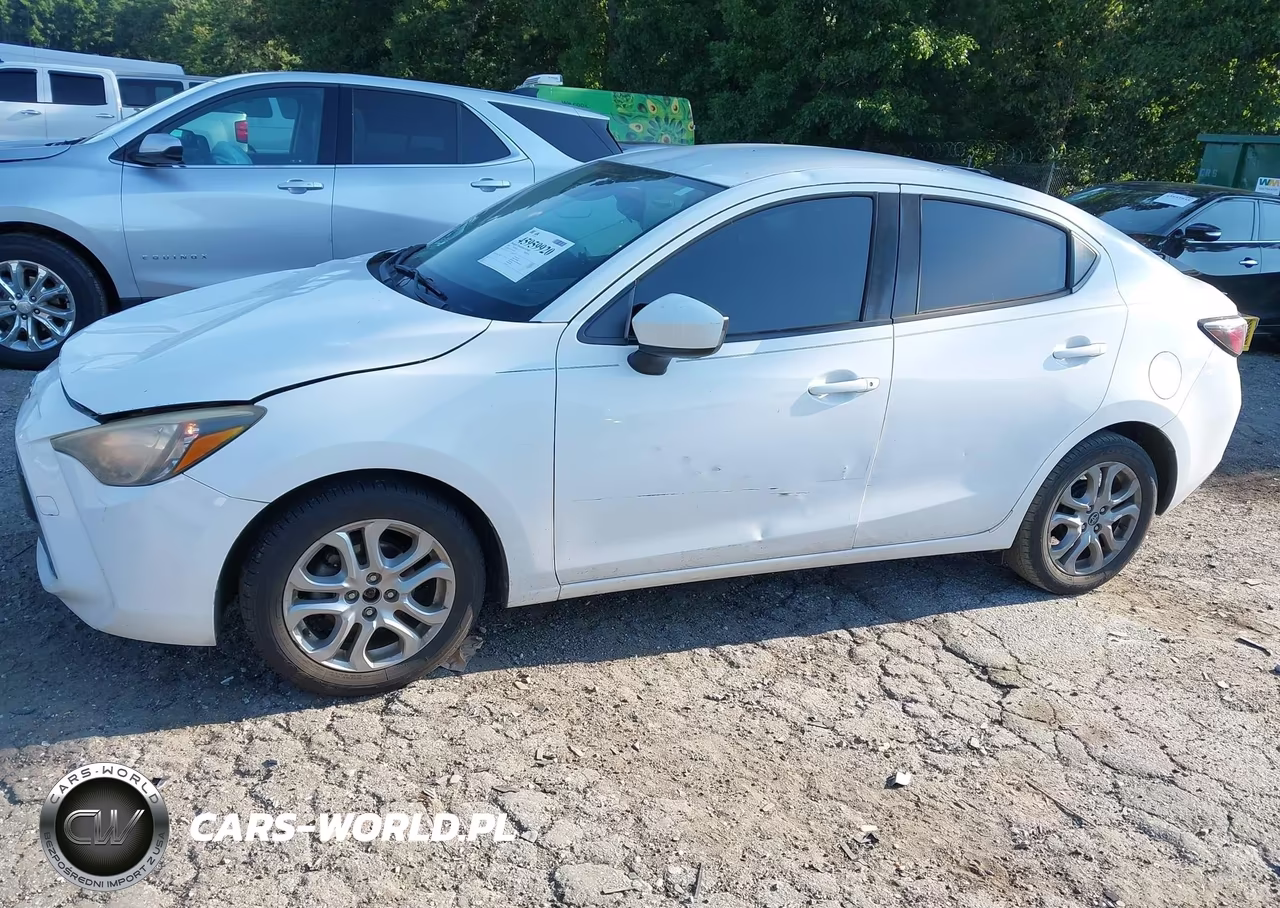 2018 Toyota Yaris Ia VIN:3MYDLBYV3JY333256 - 14