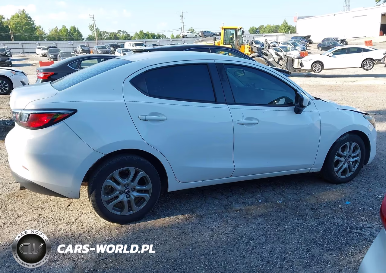 2018 Toyota Yaris Ia VIN:3MYDLBYV3JY333256 - 19
