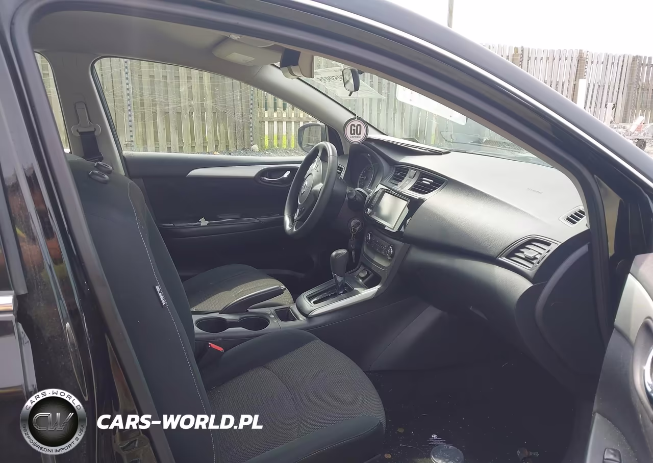 2019 Nissan Sentra S VIN:3N1AB7AP1KY319079 - 5
