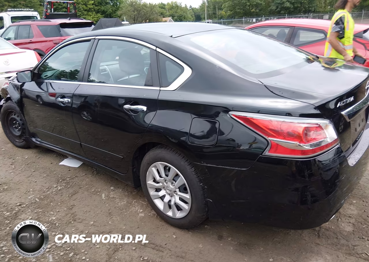 2015 Nissan Altima 2.5 S VIN:1N4AL3AP8FC580717 - 3