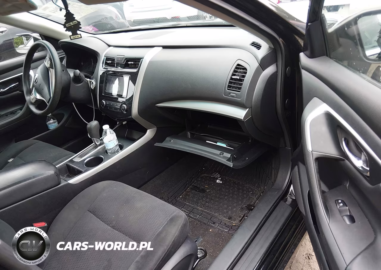 2015 Nissan Altima 2.5 S VIN:1N4AL3AP8FC580717 - 5