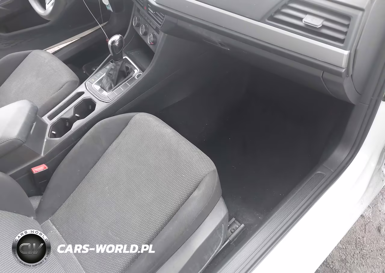 2019 Volkswagen Jetta 1.4T R-Line-1.4T S-1.4T Se VIN:3VWC57BU3KM074596 - 5