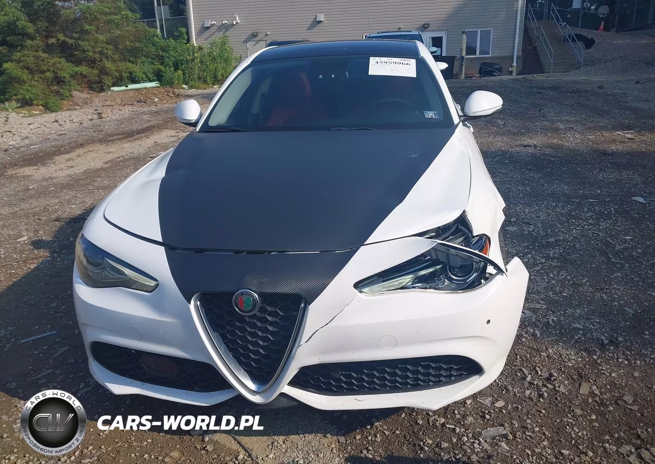 2018 Alfa Romeo Giulia Ti Sport Awd VIN:ZARFAEEN0J7573875 - 12
