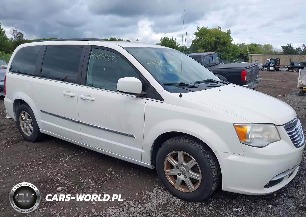 2011 Chrysler Town & Country Touring