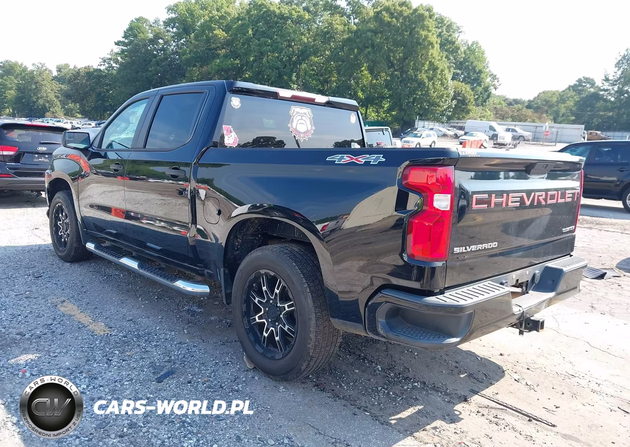 2020 Chevrolet Silverado 1500 4Wd Short Bed Custom VIN:1GCPYBEK4LZ186428 - 3