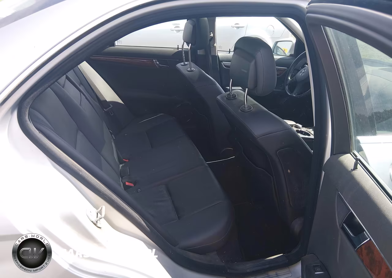 2011 Mercedes-Benz C 300 Luxury 4Matic-Sport 4Matic VIN:WDDGF8BB6BR174167 - 8