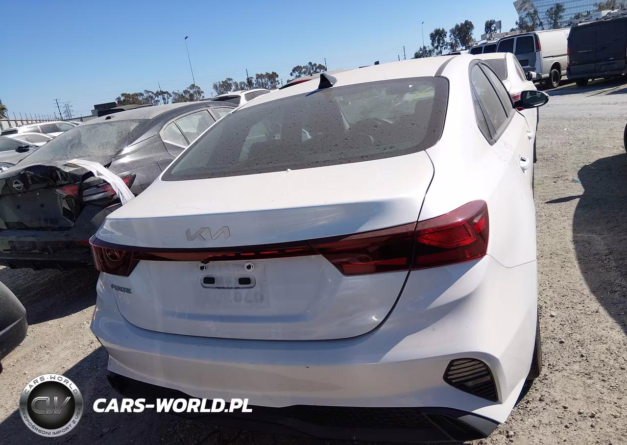 2023 Kia Forte Lxs VIN:3KPF24AD0PE609863 - 16