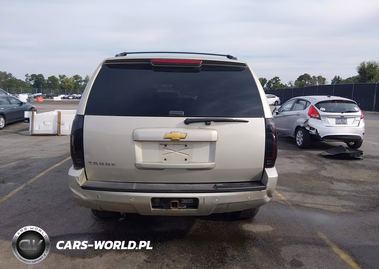 2013 Chevrolet Tahoe Lt VIN:1GNSKBE0XDR288397 - 17