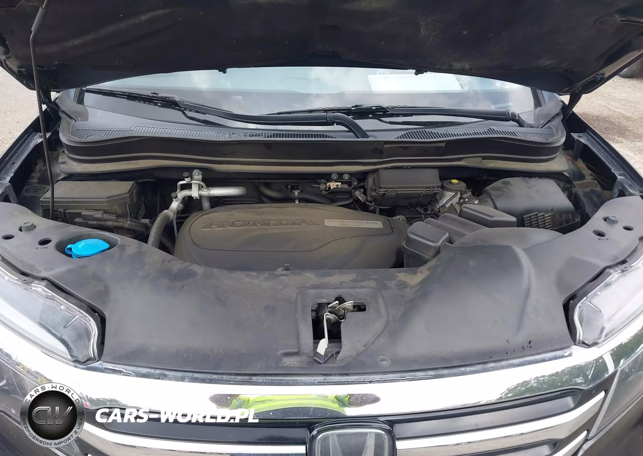 2016 Honda Pilot Touring VIN:5FNYF5H99GB056080 - 10