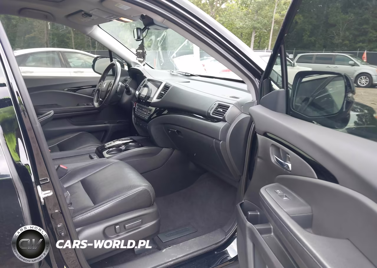 2016 Honda Pilot Touring VIN:5FNYF5H99GB056080 - 5