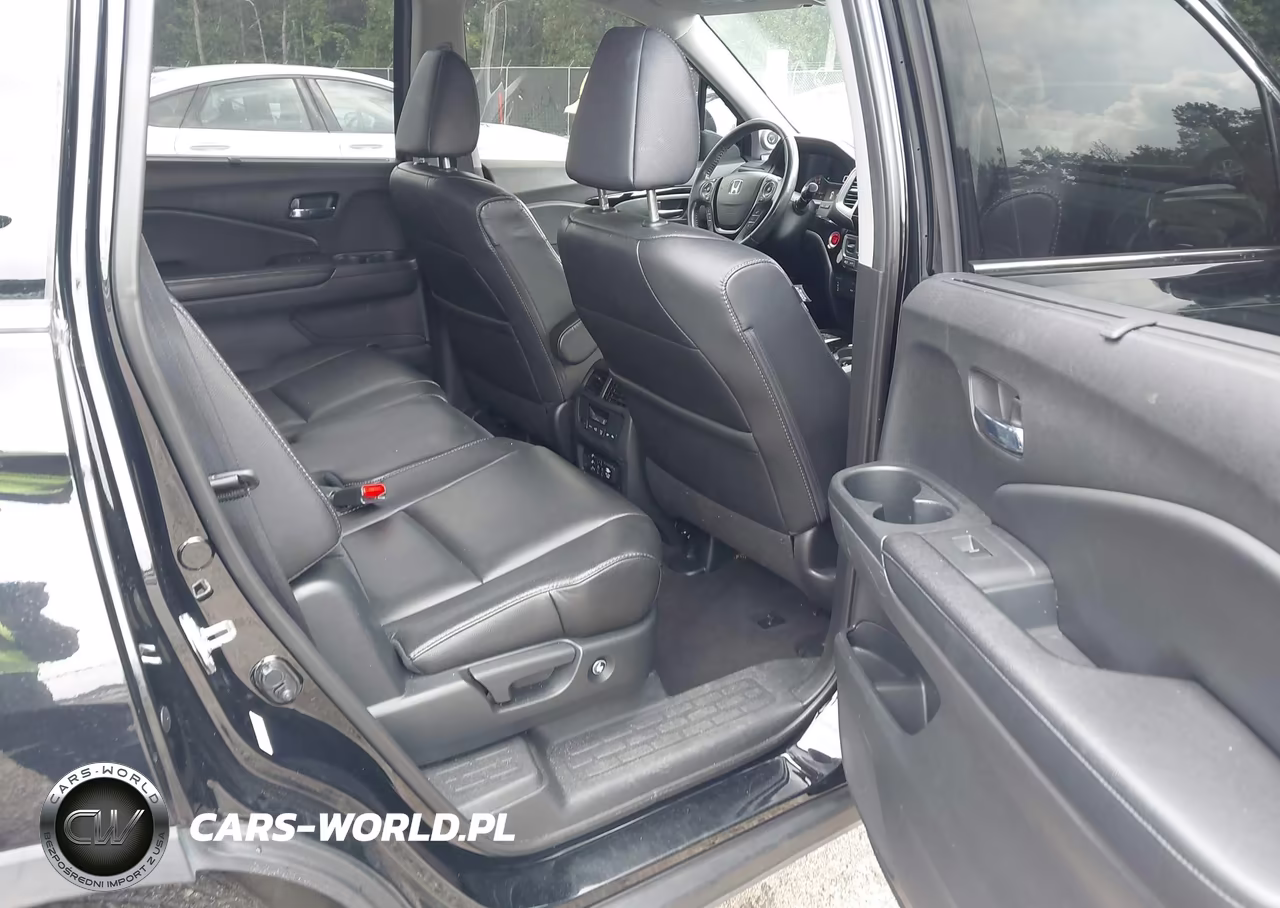 2016 Honda Pilot Touring VIN:5FNYF5H99GB056080 - 8