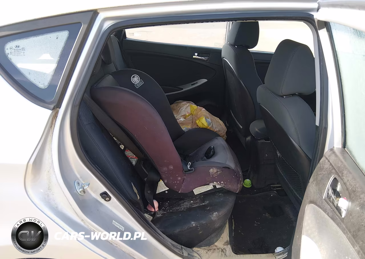 2012 Hyundai Accent Se VIN:KMHCU5AE2CU006285 - 8