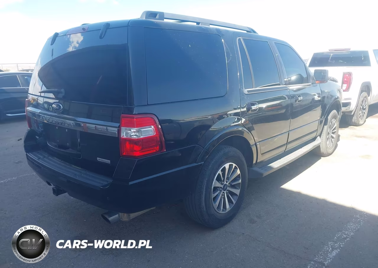 2015 Ford Expedition Xlt VIN:1FMJU1HT2FEF33598 - 4