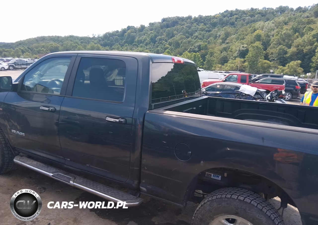 2019 Ram 2500 Big Horn 4X4 6'4 Box VIN:3C6UR5DL2KG543705 - 15