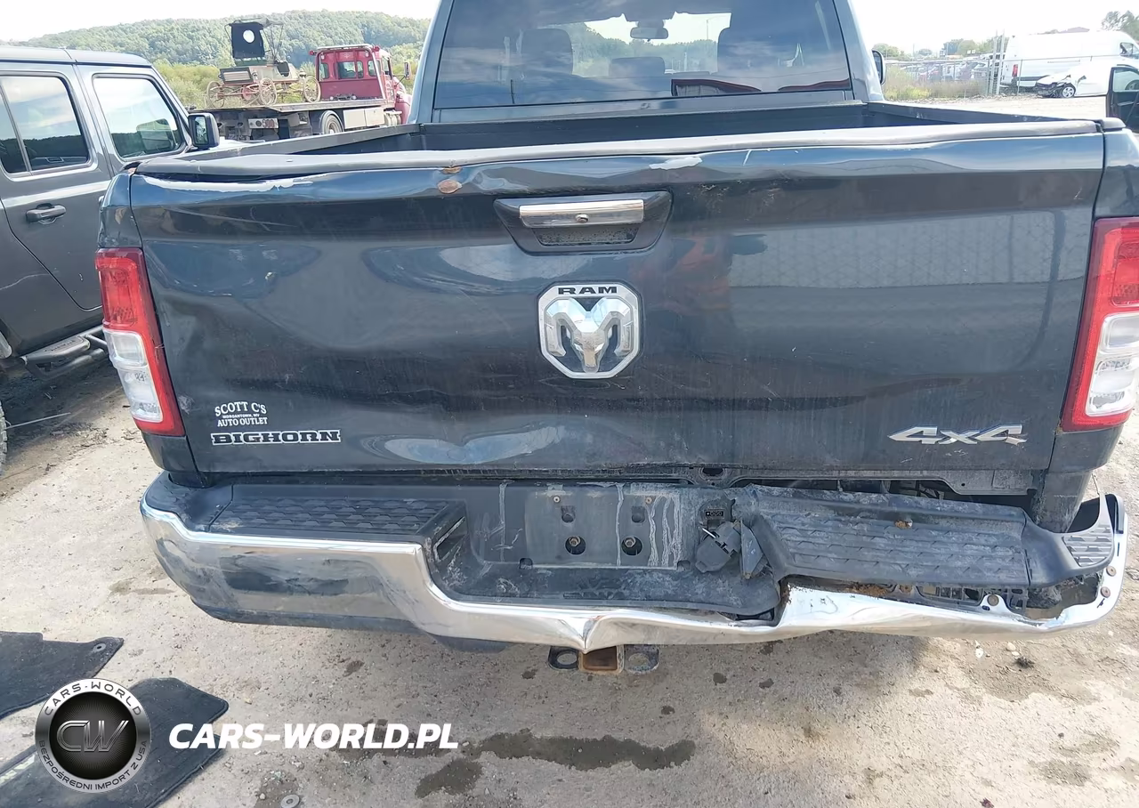 2019 Ram 2500 Big Horn 4X4 6'4 Box VIN:3C6UR5DL2KG543705 - 17