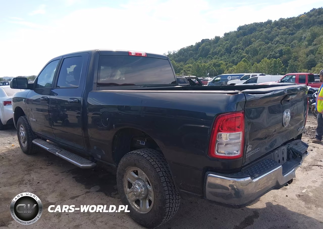 2019 Ram 2500 Big Horn 4X4 6'4 Box VIN:3C6UR5DL2KG543705 - 3
