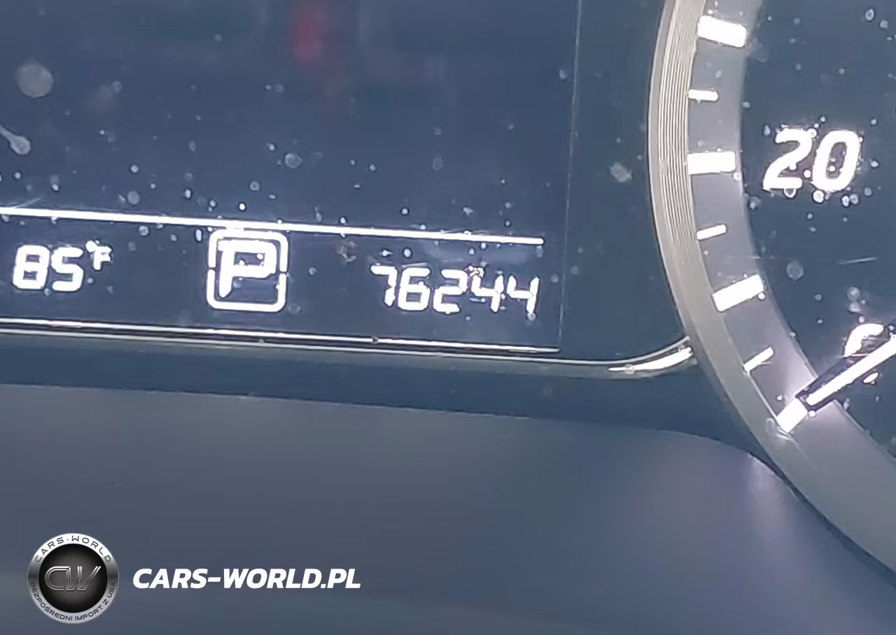 2015 Nissan Sentra Sr VIN:3N1AB7AP0FY217178 - 15