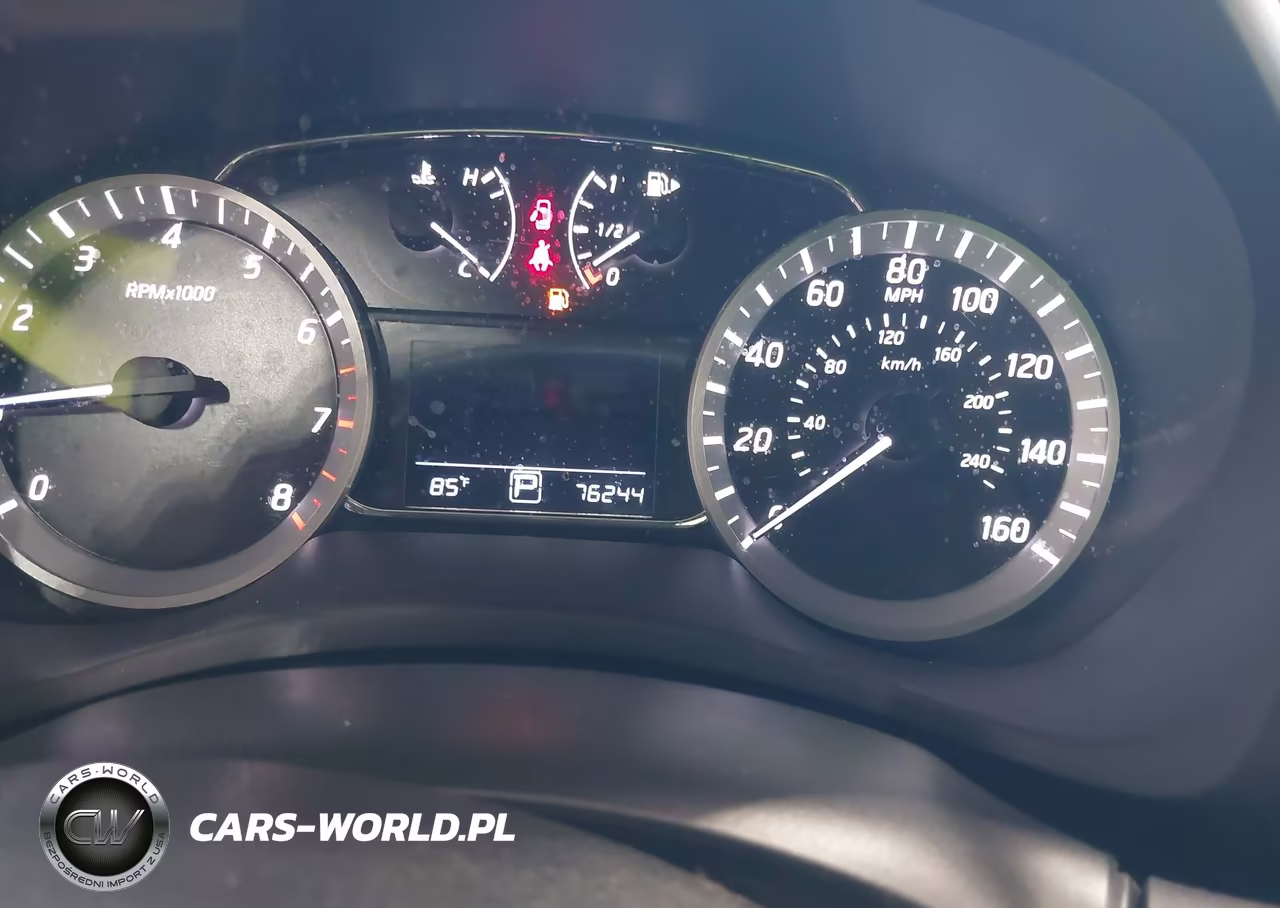 2015 Nissan Sentra Sr VIN:3N1AB7AP0FY217178 - 7
