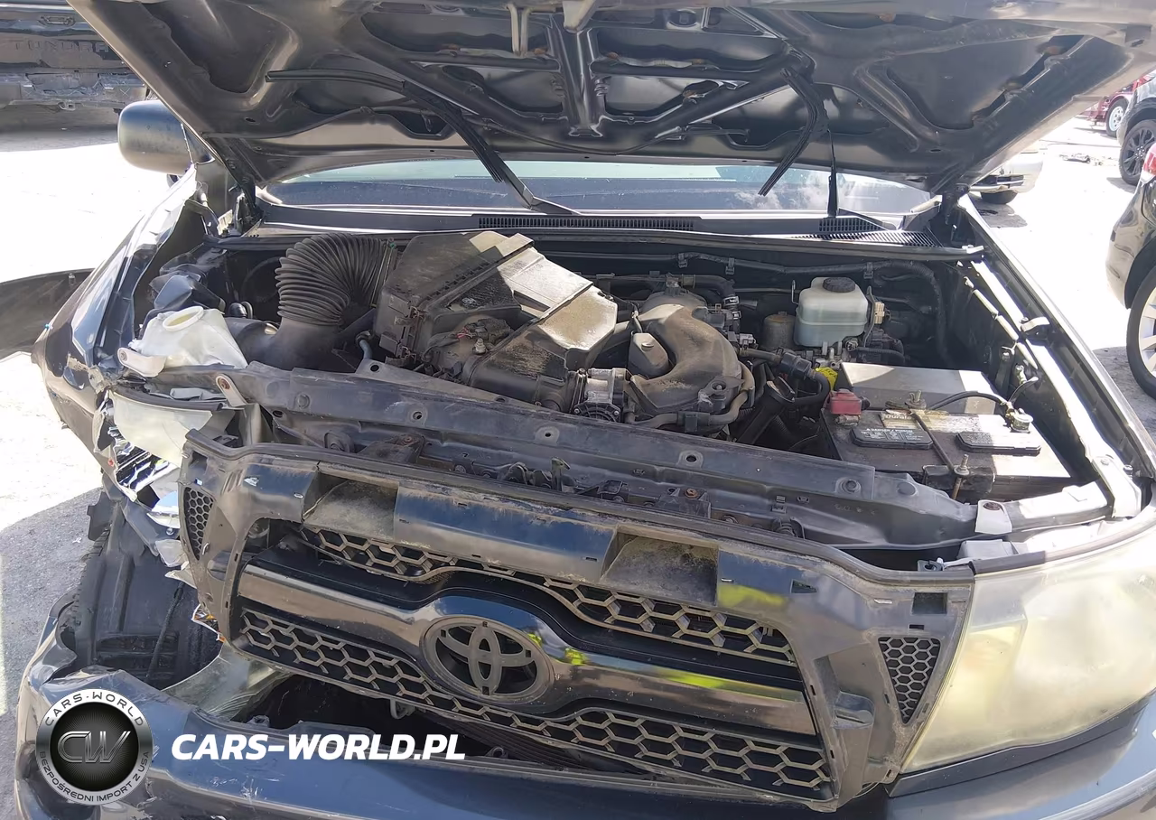 2011 Toyota Tacoma Base V6 VIN:3TMLU4EN8BM064378 - 10