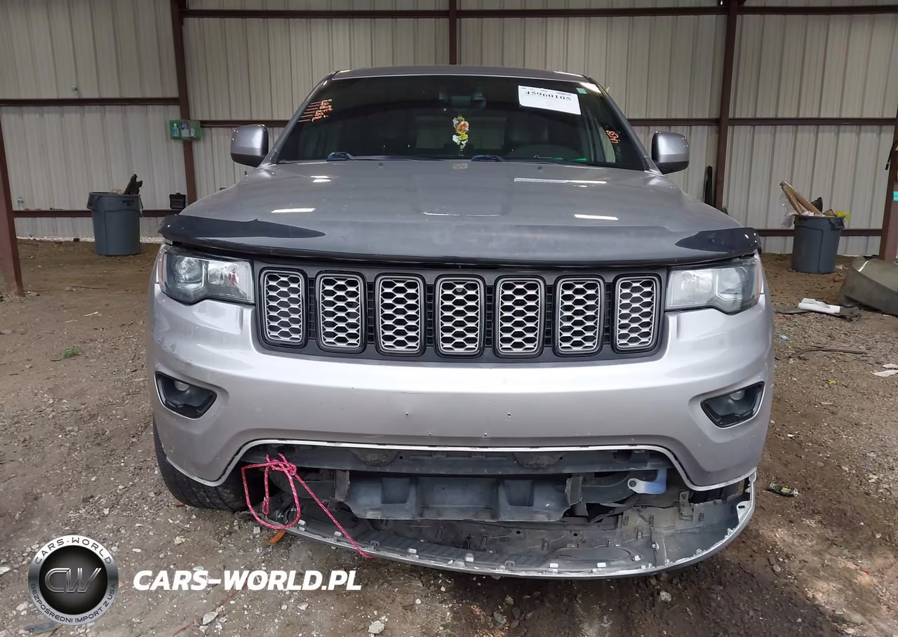 2018 Jeep Grand Cherokee Altitude 4X2 VIN:1C4RJEAG3JC109517 - 12