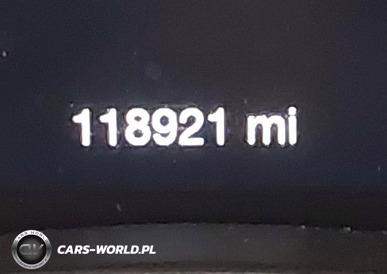 2018 Jeep Grand Cherokee Altitude 4X2 VIN:1C4RJEAG3JC109517 - 15