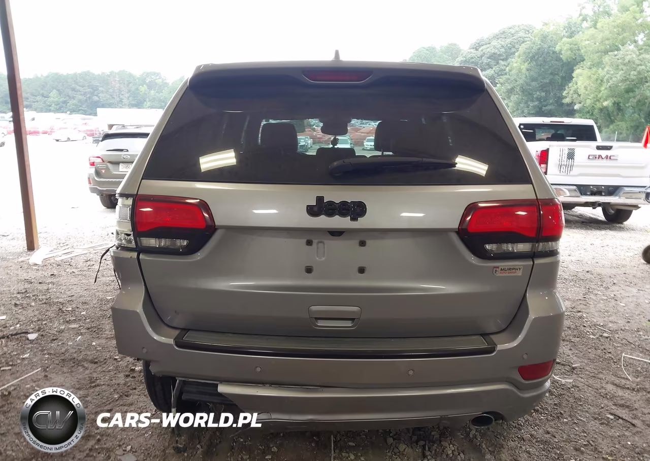 2018 Jeep Grand Cherokee Altitude 4X2 VIN:1C4RJEAG3JC109517 - 16