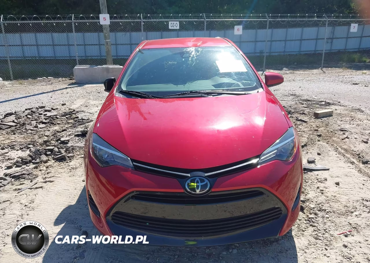 2017 Toyota Corolla Le VIN:5YFBURHEXHP617571 - 12