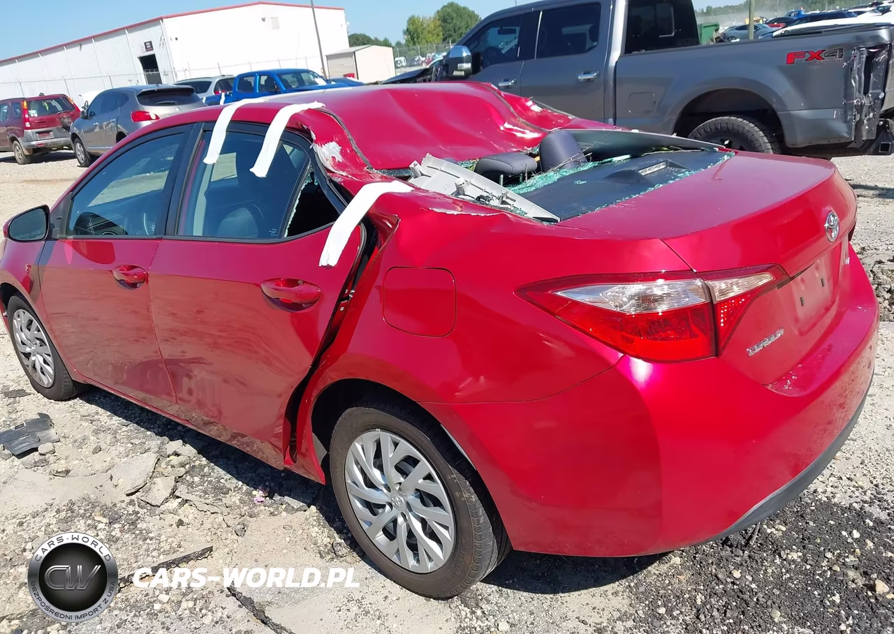 2017 Toyota Corolla Le VIN:5YFBURHEXHP617571 - 19
