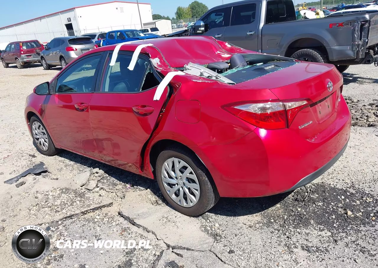 2017 Toyota Corolla Le VIN:5YFBURHEXHP617571 - 3