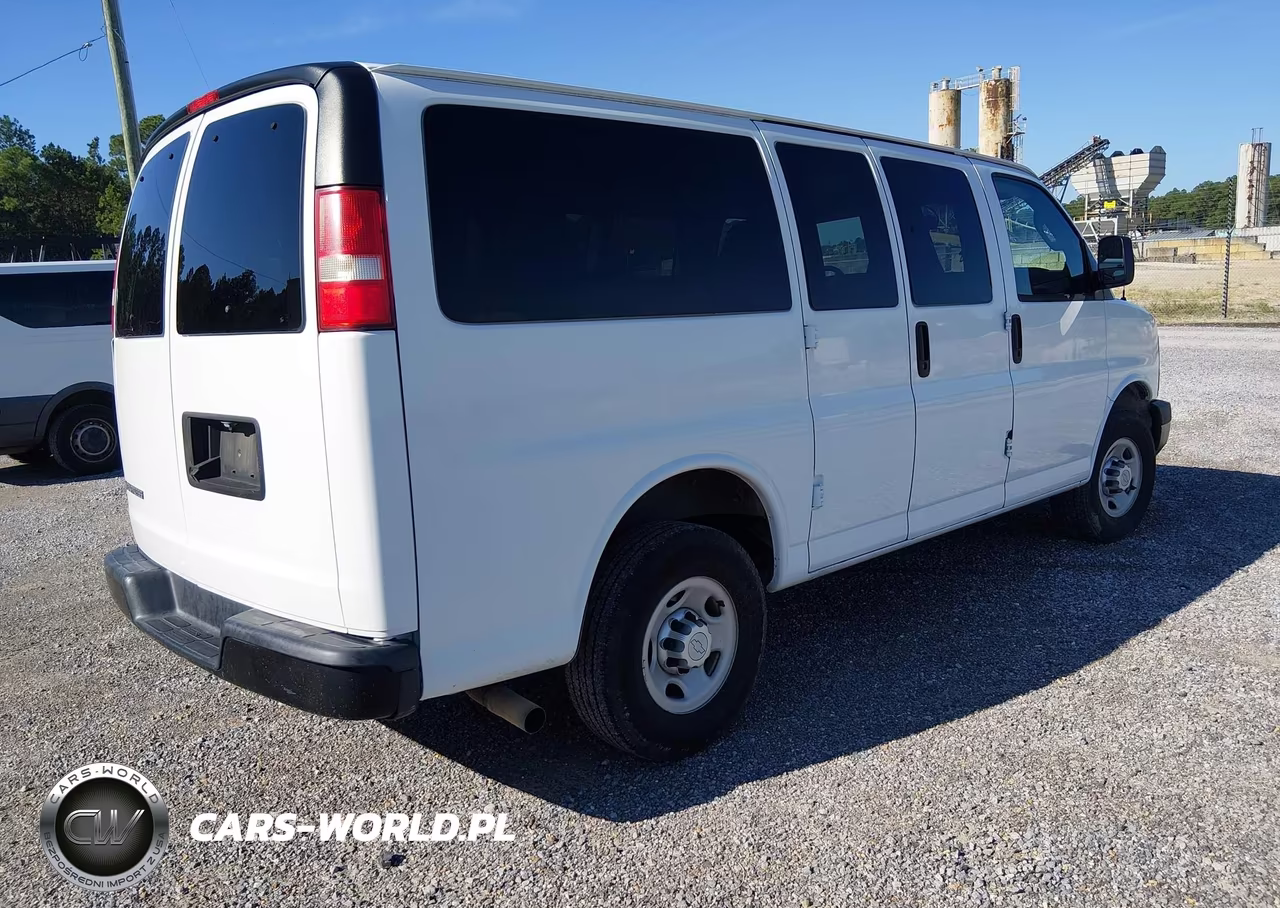 2017 Chevrolet Express 2500 Ls VIN:1GNWGEFG9H1288685 - 4