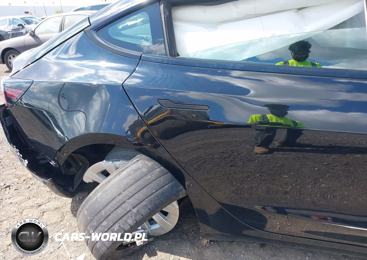 TESLA MODEL 3 VIN:5YJ3E1EB5NF290209 - 19