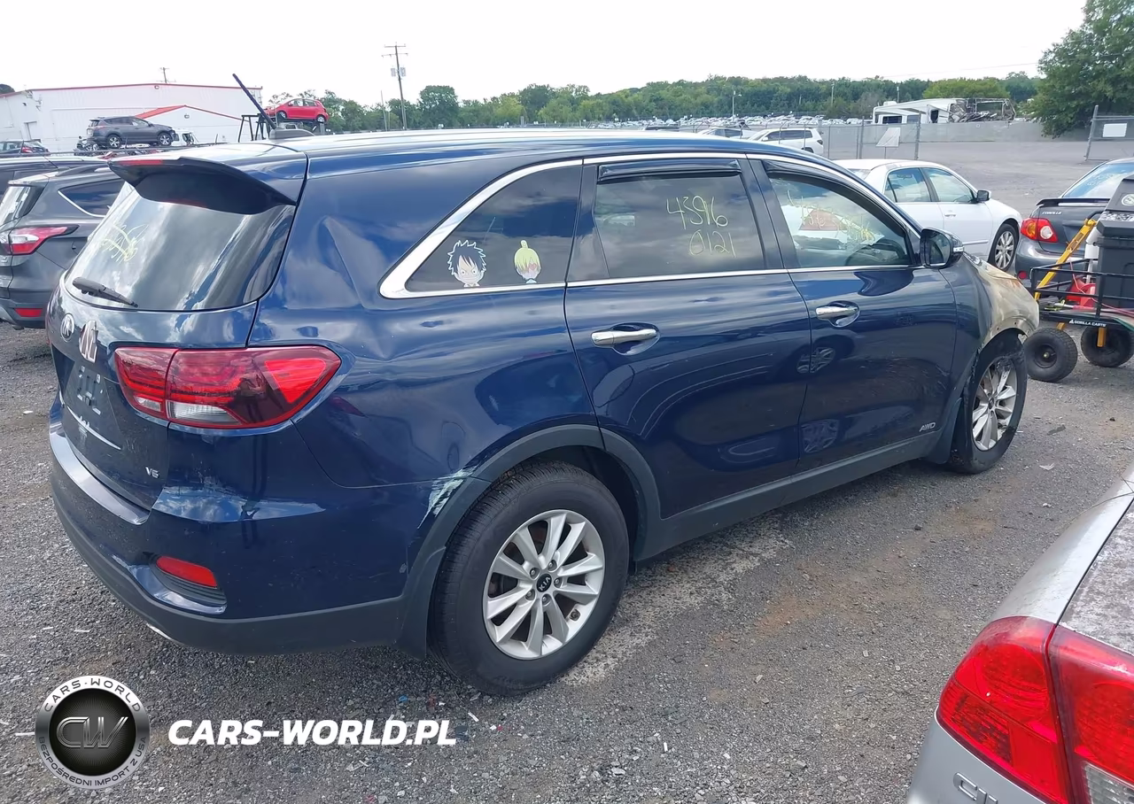 2019 Kia Sorento 3.3L Lx VIN:5XYPGDA5XKG490505 - 4