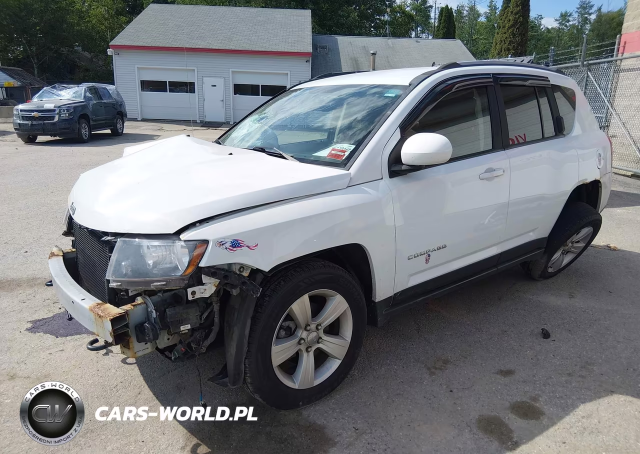 2015 Jeep Compass Latitude VIN:1C4NJDEB5FD425364 - 2