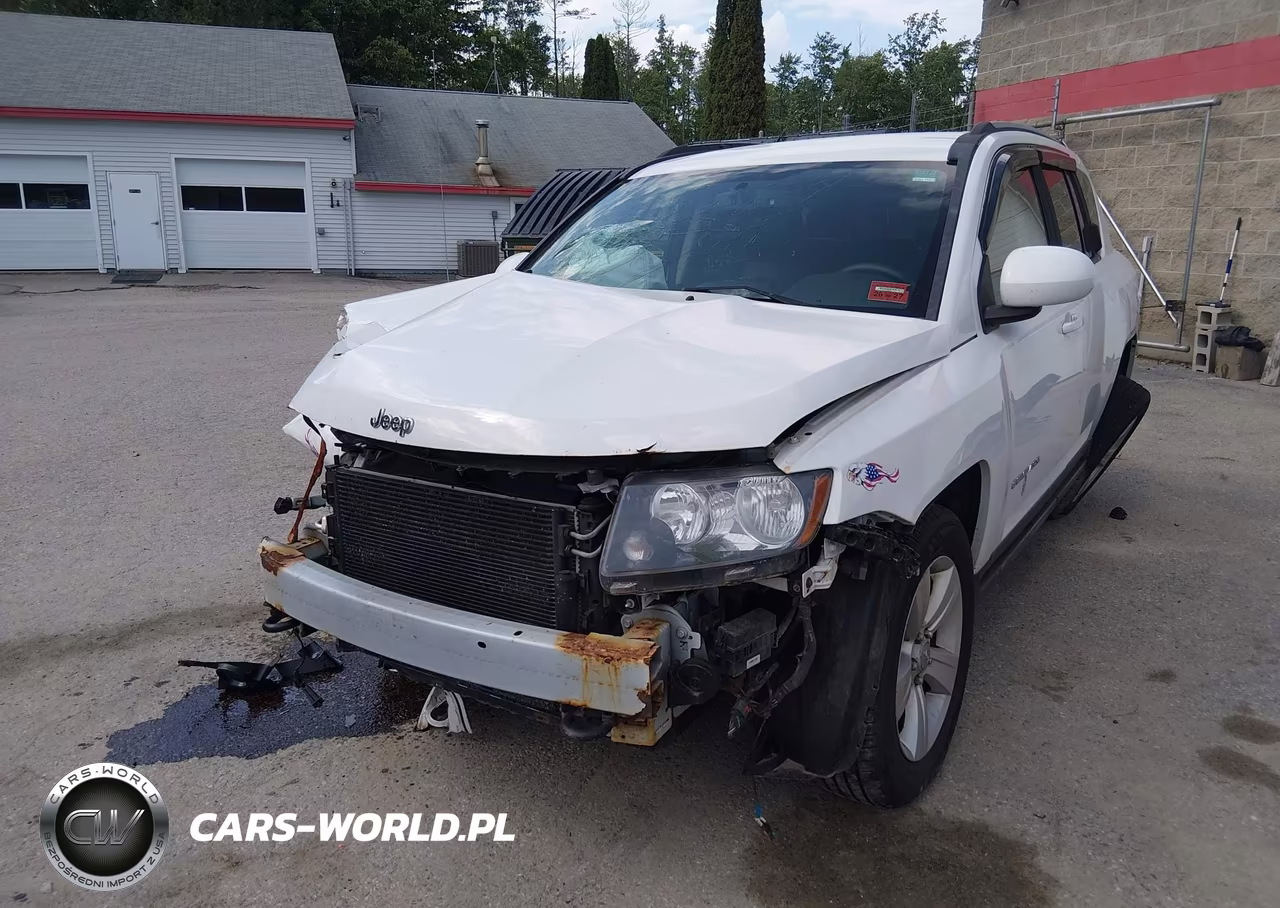 2015 Jeep Compass Latitude VIN:1C4NJDEB5FD425364 - 6