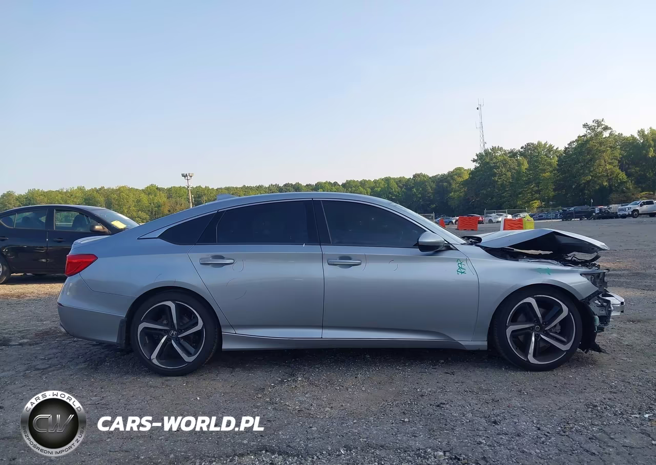 2019 Honda Accord Sport VIN:1HGCV1F33KA145604 - 14