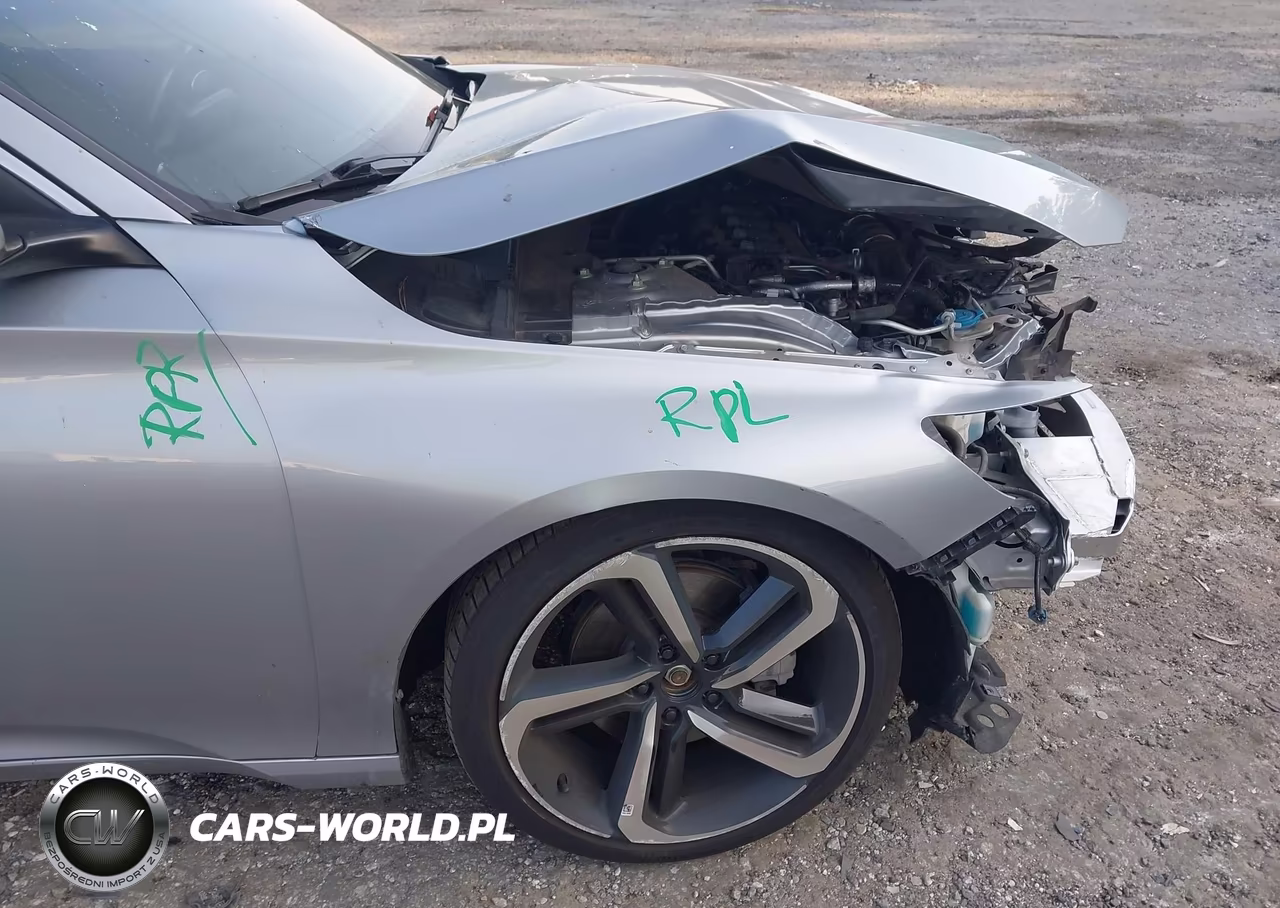 2019 Honda Accord Sport VIN:1HGCV1F33KA145604 - 18