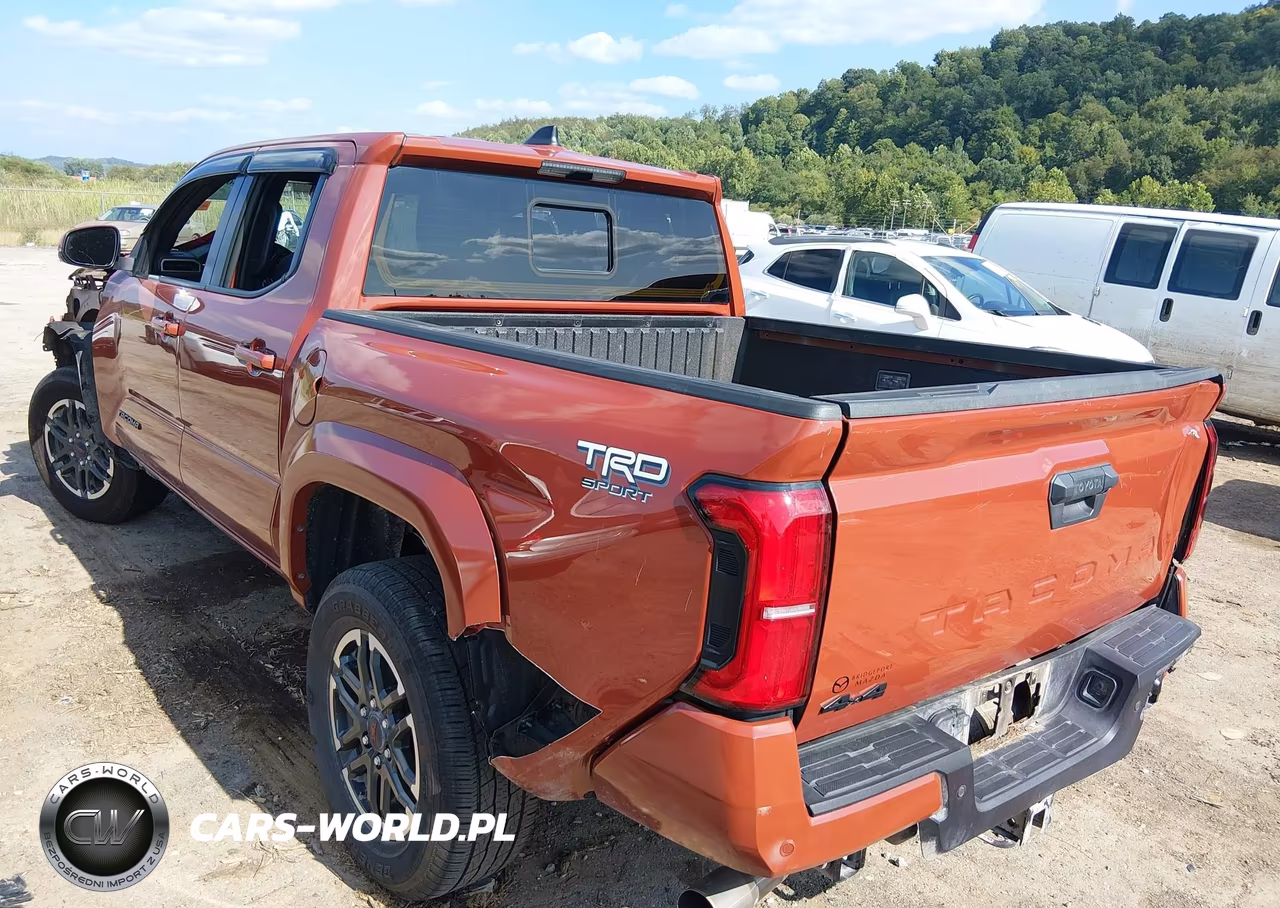2025 Toyota Tacoma Trd Sport VIN:3TMLB5JN4SM088372 - 3