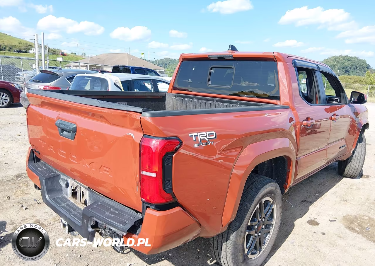 2025 Toyota Tacoma Trd Sport VIN:3TMLB5JN4SM088372 - 4