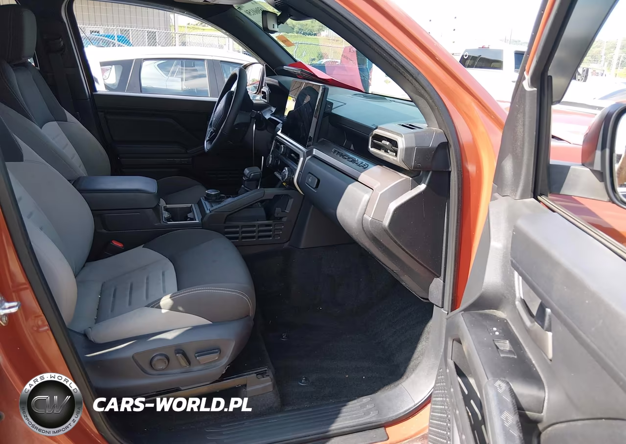 2025 Toyota Tacoma Trd Sport VIN:3TMLB5JN4SM088372 - 5