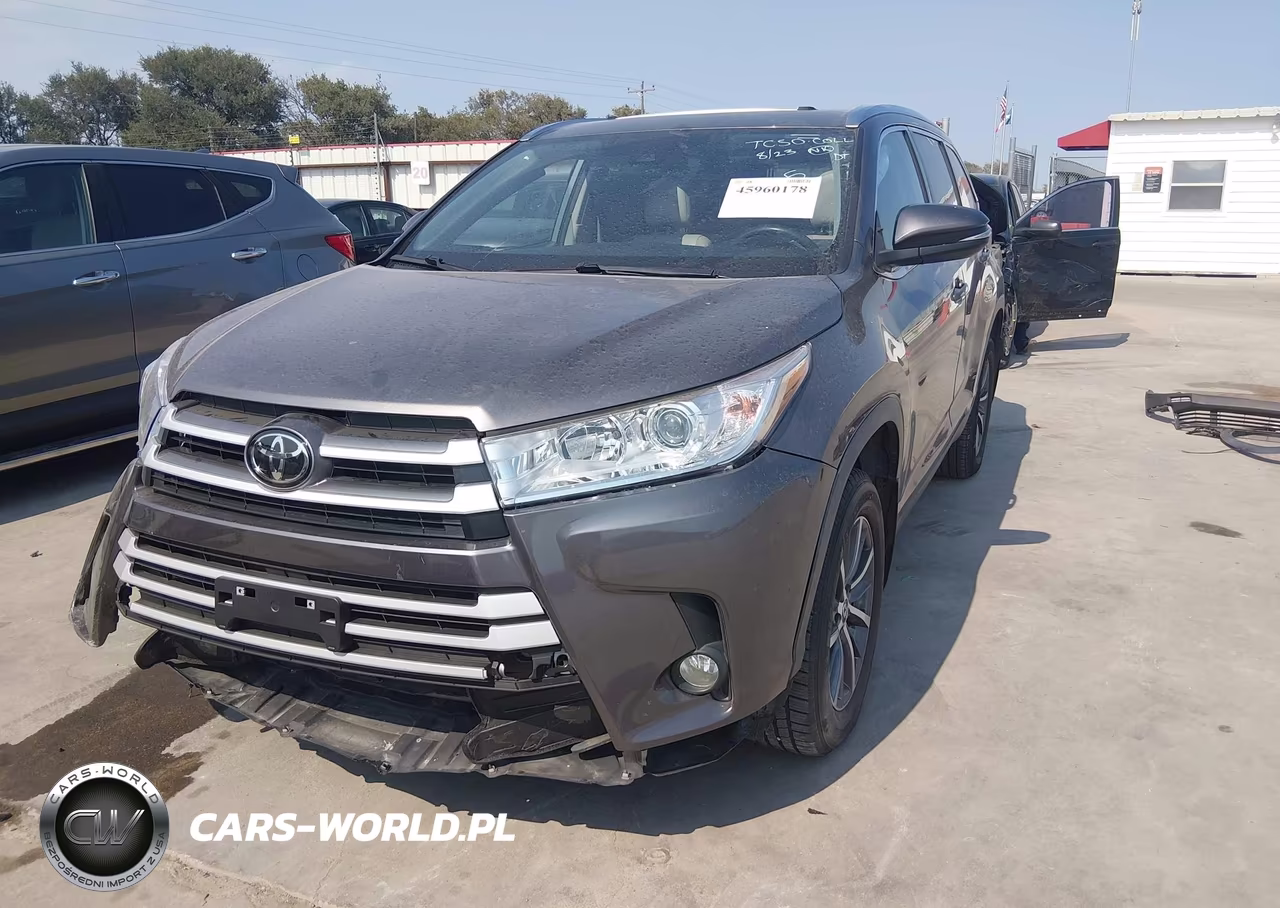 2019 Toyota Highlander Xle VIN:5TDJZRFH1KS618505 - 2