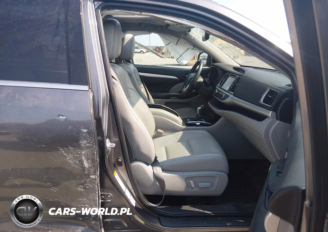 2019 Toyota Highlander Xle VIN:5TDJZRFH1KS618505 - 5