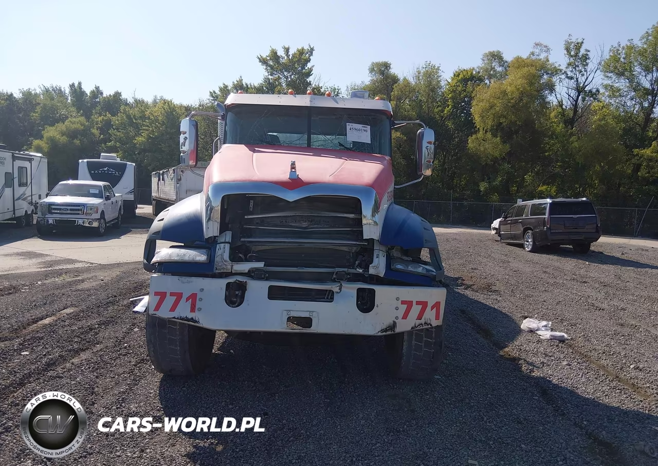 2021 Mack Granite VIN:1M2GR2GC3MM020771 - 14