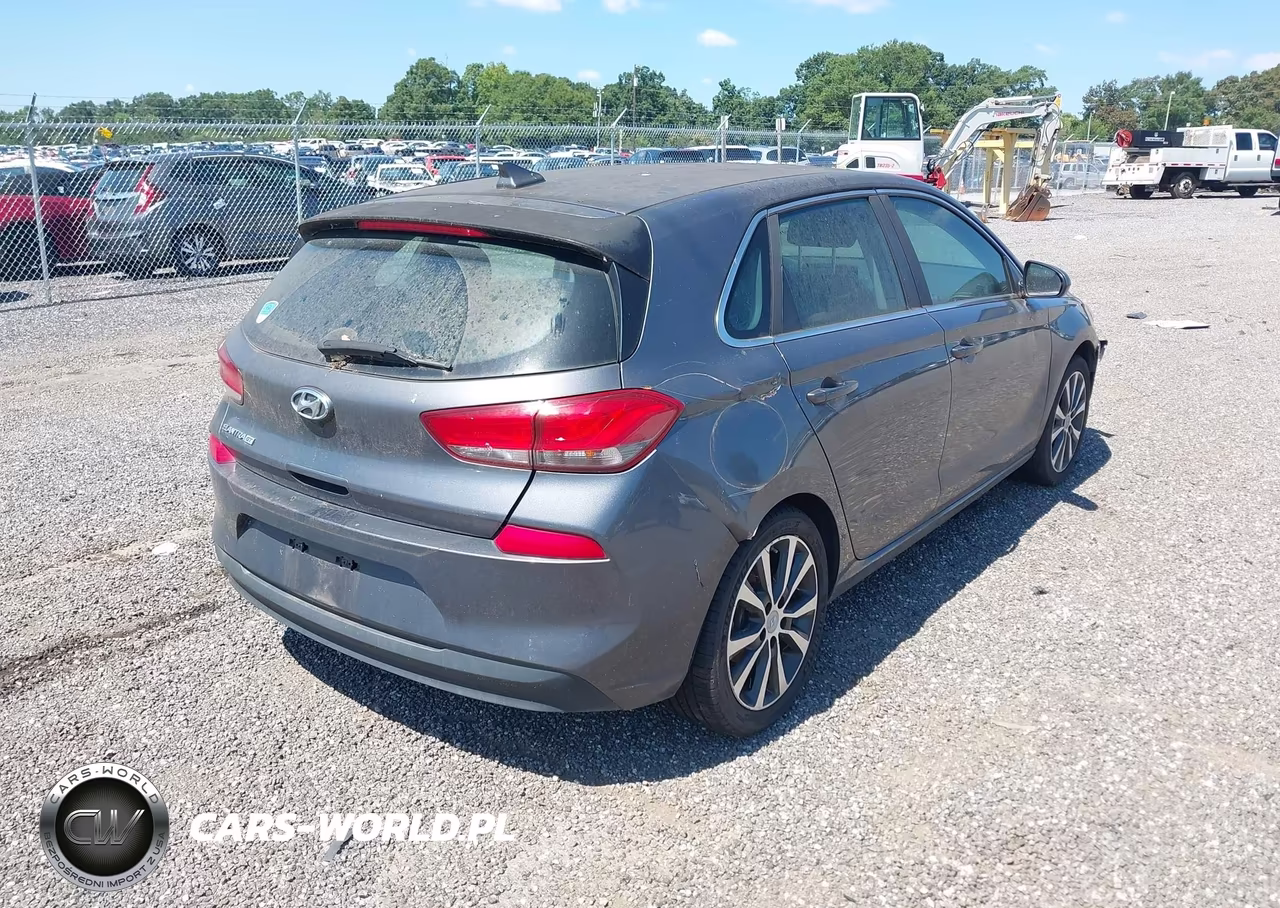 2018 Hyundai Elantra Gt VIN:KMHH35LE0JU038333 - 4